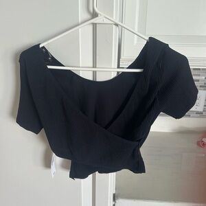 New with tags M/L crop top